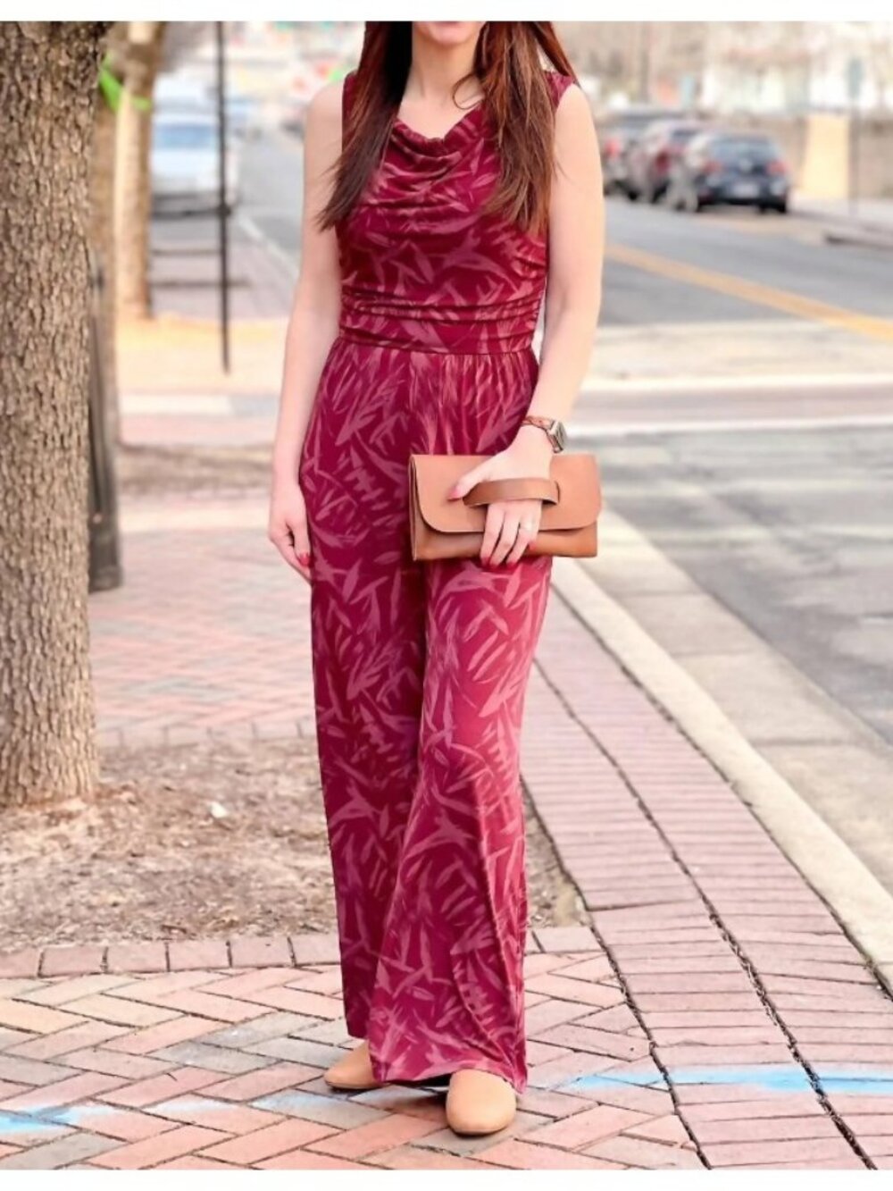 NWT Gilli Jessica Wine Abstract Playa Sleeveless Jumpsuit sz L